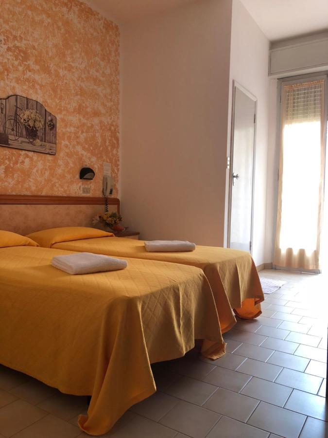 Hotel Serenella Vintage Rimini Exteriér fotografie