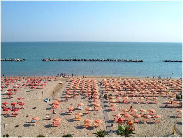 Hotel Serenella Vintage Rimini Exteriér fotografie